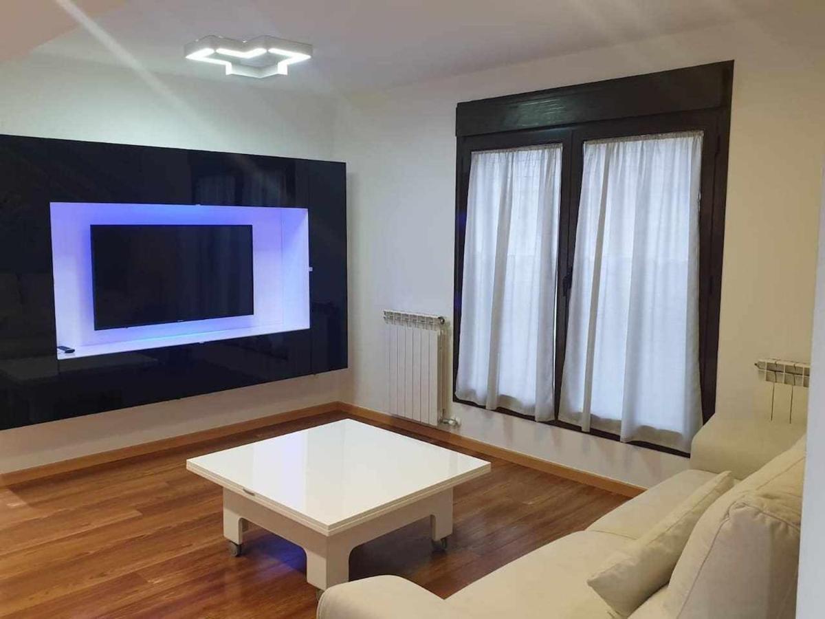 Centro Aparcamiento Gratuito Al Lado Del Pilar Apartamento Saragoça Exterior foto